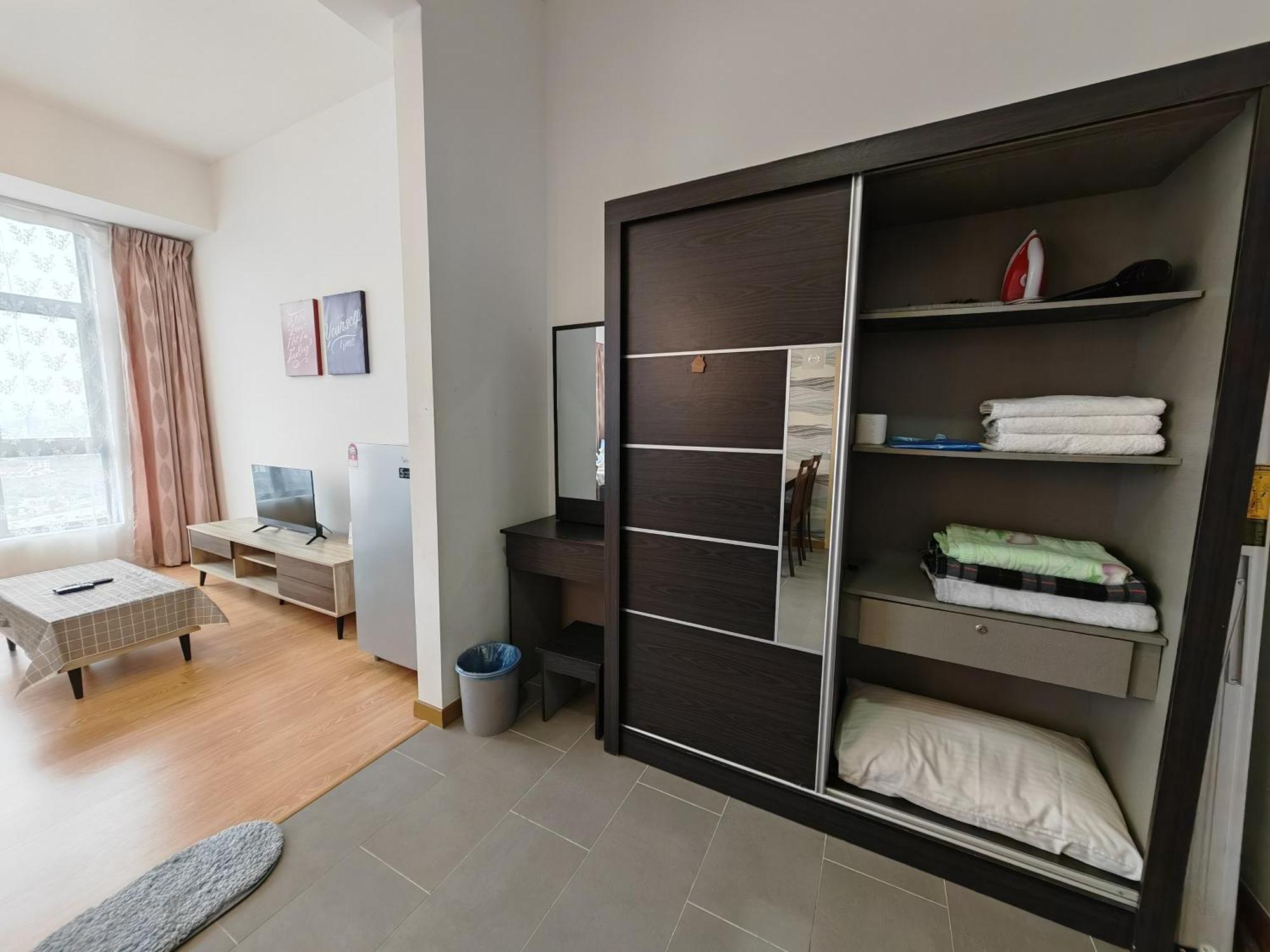 Diy Guest House Studio - Imperium Residence Kuantan Luaran gambar